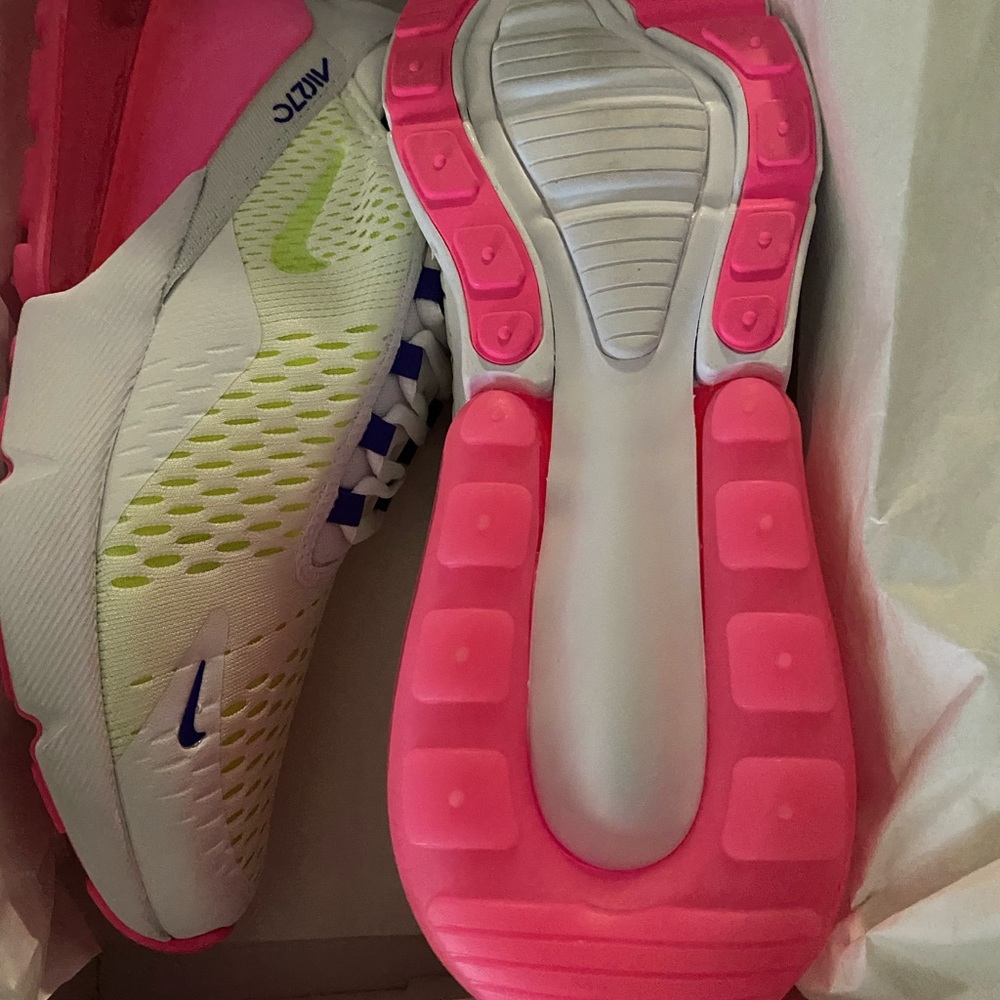 Brand new Air Max 270